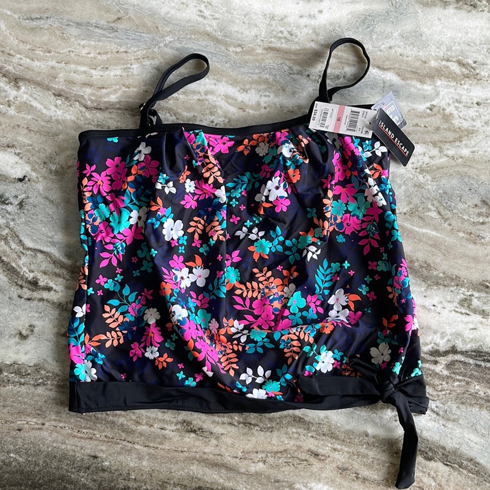 Island escape Tankini Top